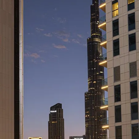 Nice 3 Bedrooms Apartment In Damac Maison Mall Street! Burj Khalifa View! 2 Minute Walk To Dubai Mall! Екстер'єр фото