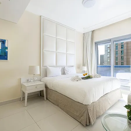Nice 3 Bedrooms Apartment In Damac Maison Mall Street! Burj Khalifa View! 2 Minute Walk To Dubai Mall! Екстер'єр фото