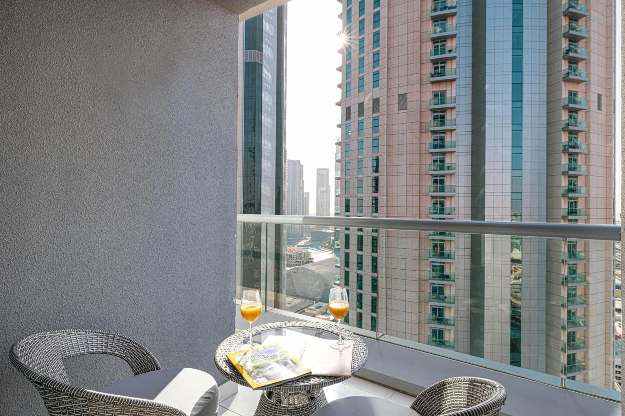 Апартаменти 3 Bedrooms In Damac Maison Mall Street! Burj Khalifa View! 2 Minute Walk To Mall! *