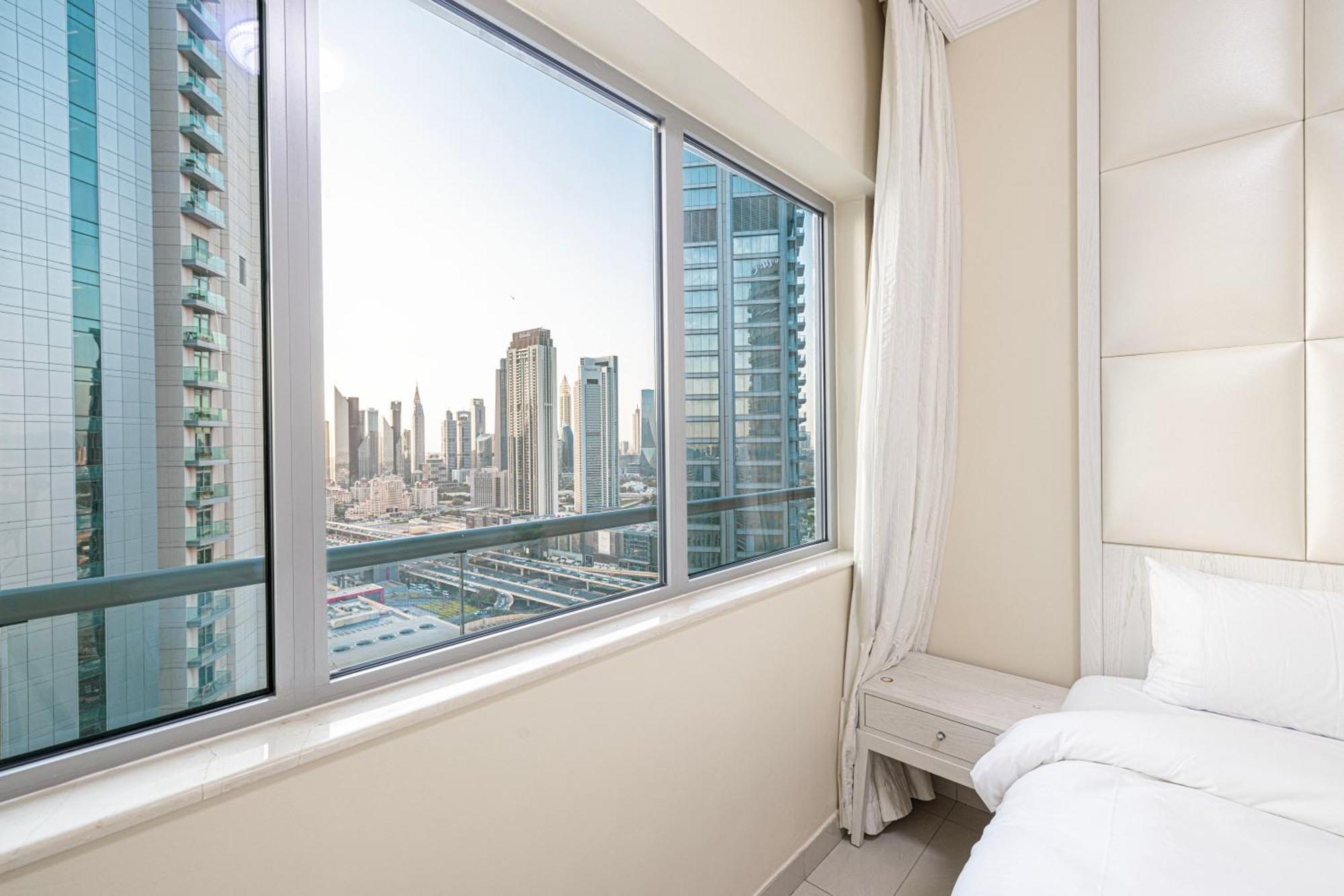 3 Bedrooms In Damac Maison Mall Street! Burj Khalifa View! 2 Minute Walk To Mall! Апартаменти Дубай