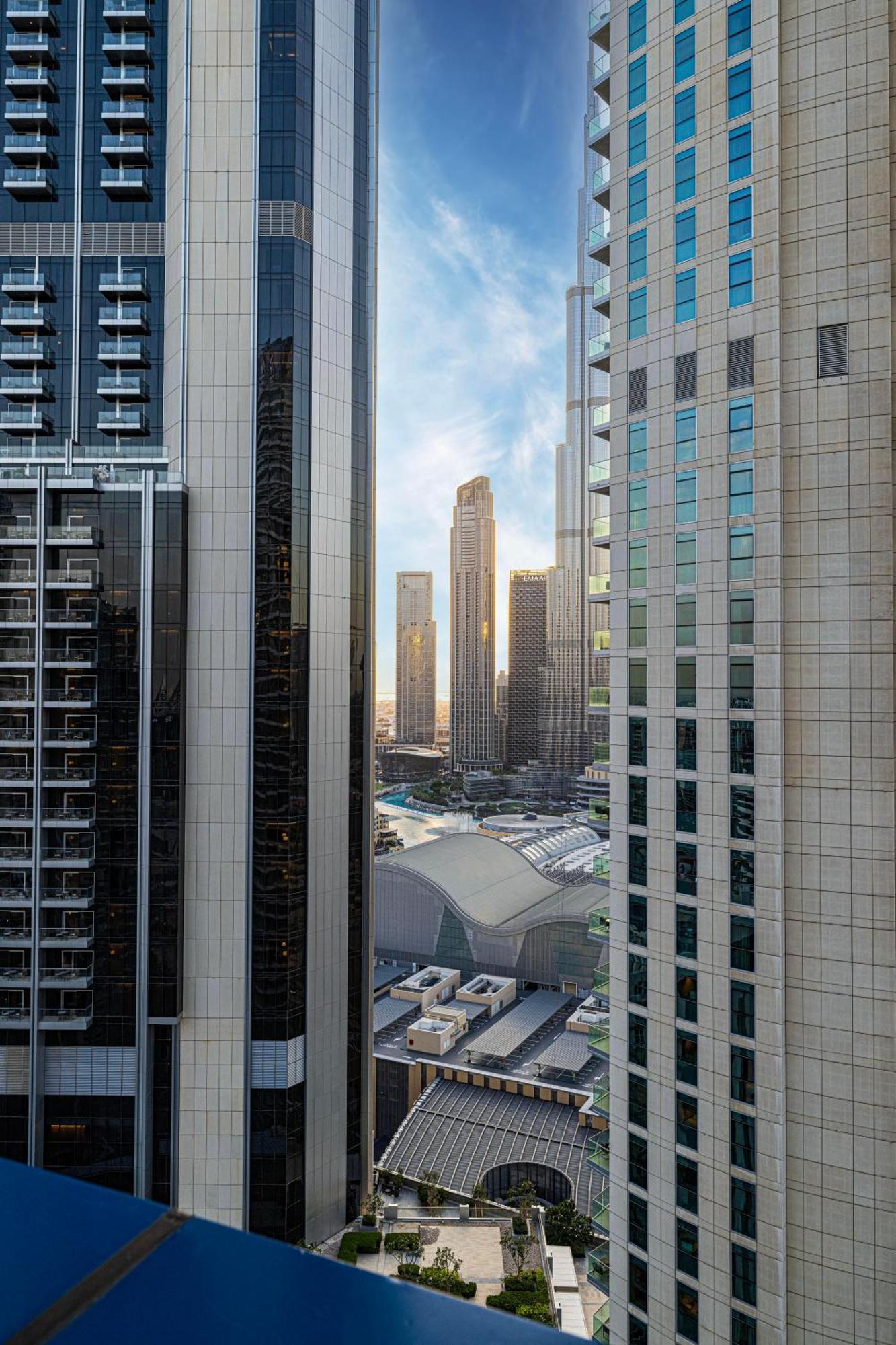 3 Bedrooms In Damac Maison Mall Street! Burj Khalifa View! 2 Minute Walk To Mall! Апартаменти