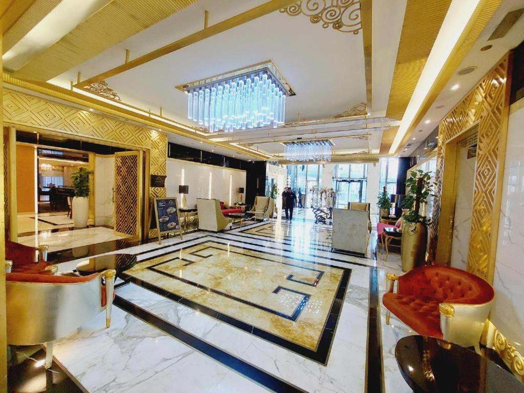 3 Bedrooms In Damac Maison Mall Street! Burj Khalifa View! 2 Minute Walk To Mall! Апартаменти Дубай